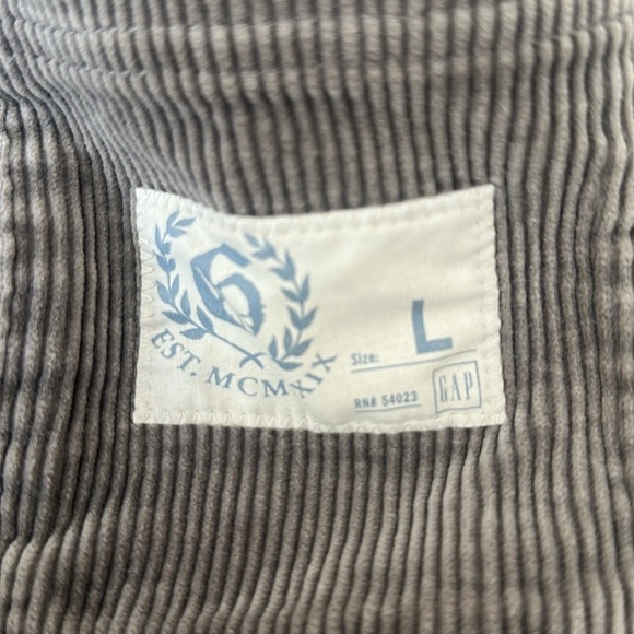 GAP - Picture 5 of 6